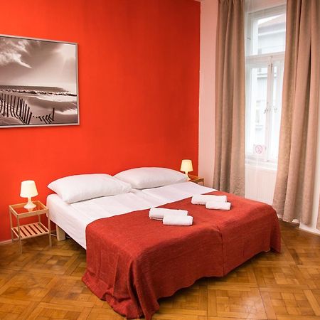 Welcome Apartments On Lublanska Prága Kültér fotó