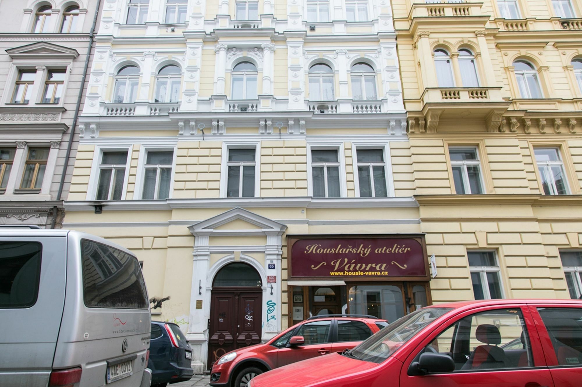 Welcome Apartments On Lublanska Prága Kültér fotó